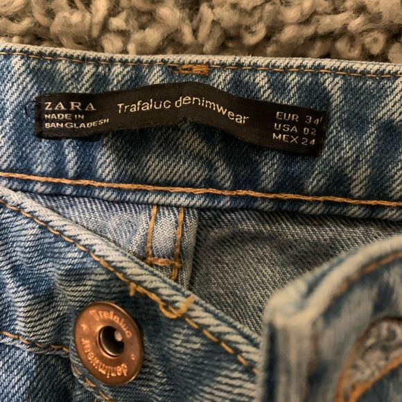 Zara jeans - Picture 2 of 2